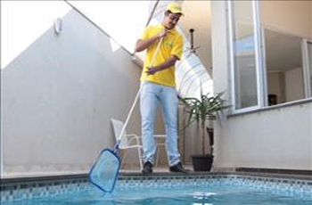 LIMPADOR DE PISCINAS